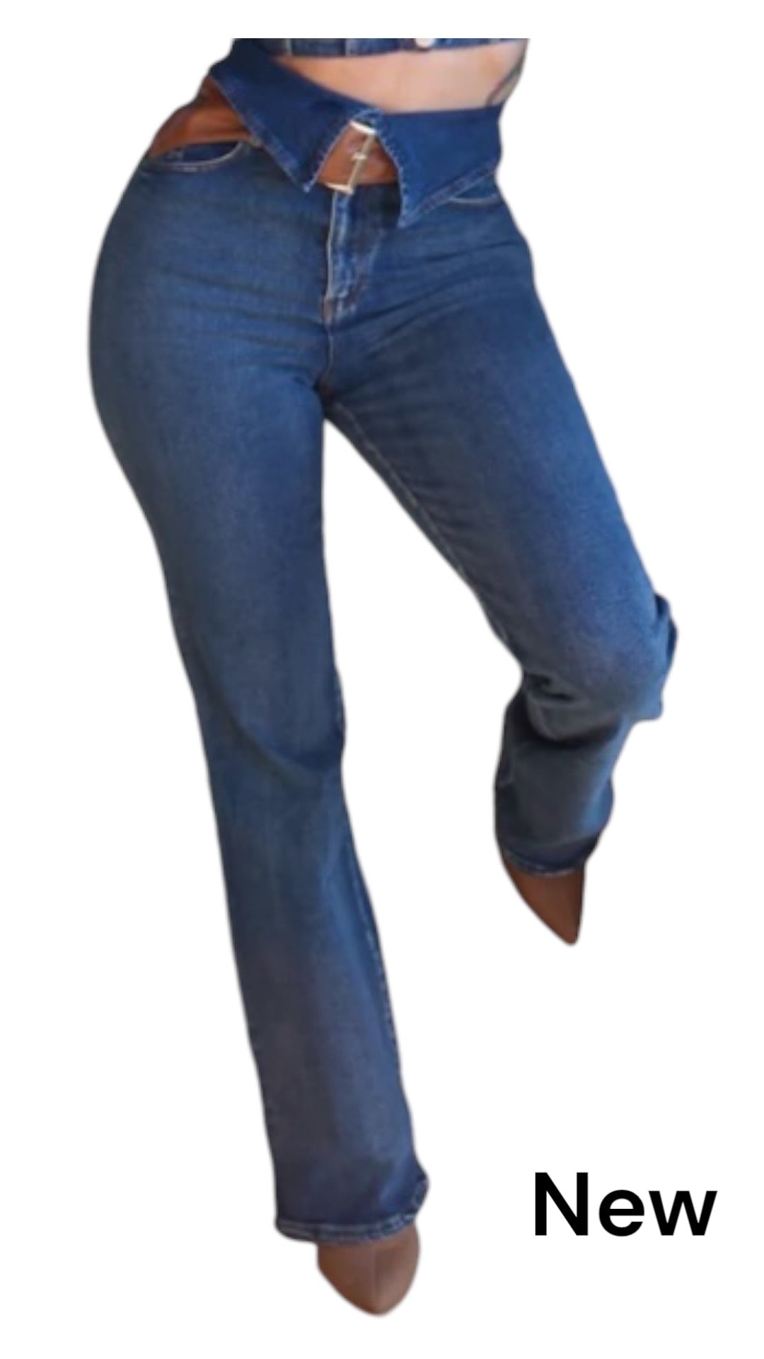 High-waisted jeans with leather pockets and wide leg straps